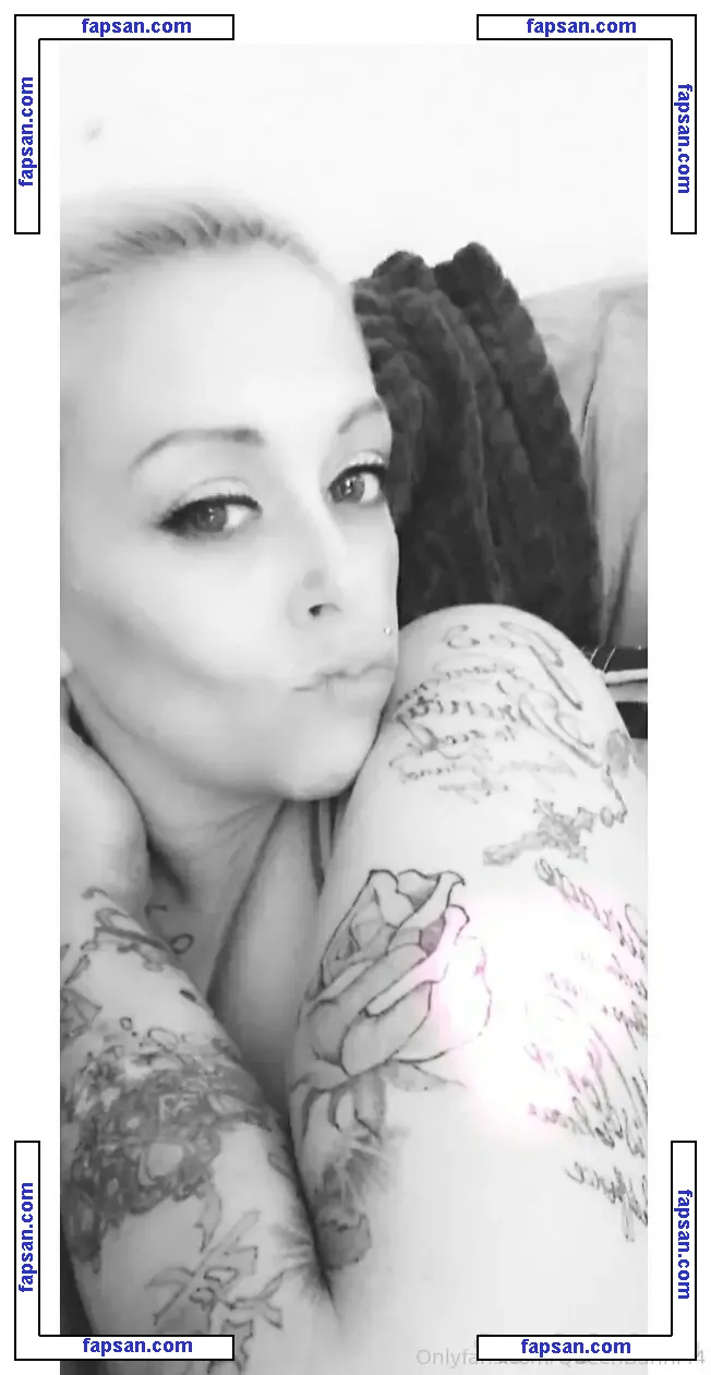 queenbunni44 nude photo #0024 from OnlyFans