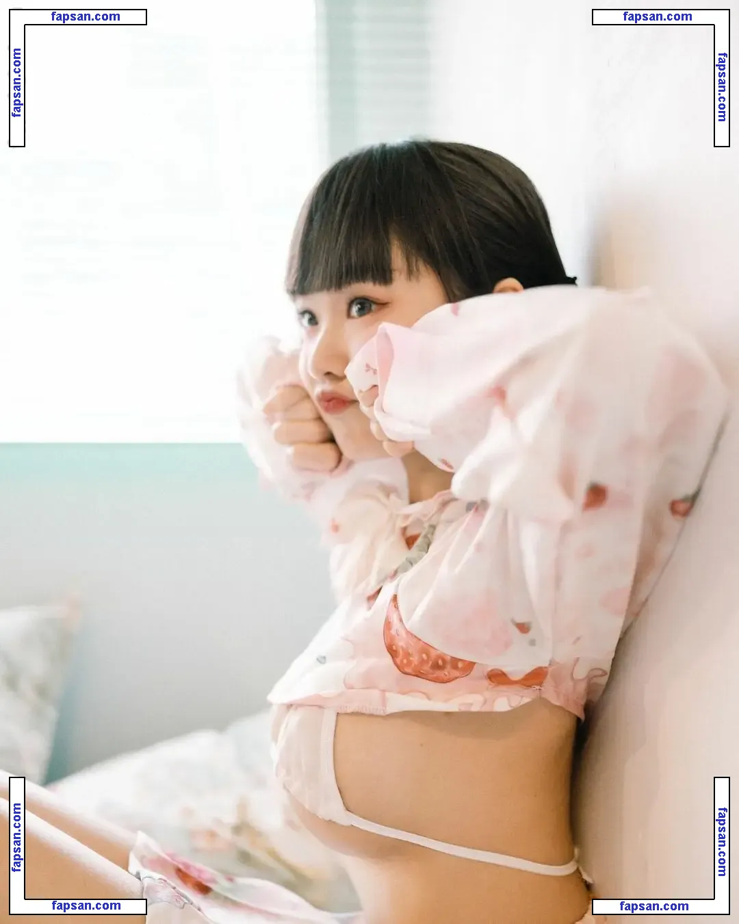 Queenie Lam nude photo #0033 from OnlyFans