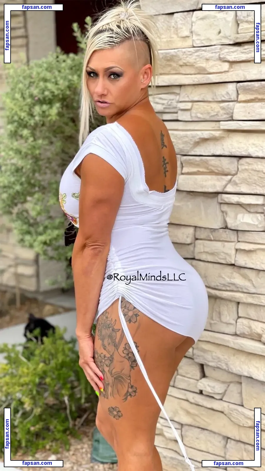 Queenkarma69 nude photo #0006 from OnlyFans