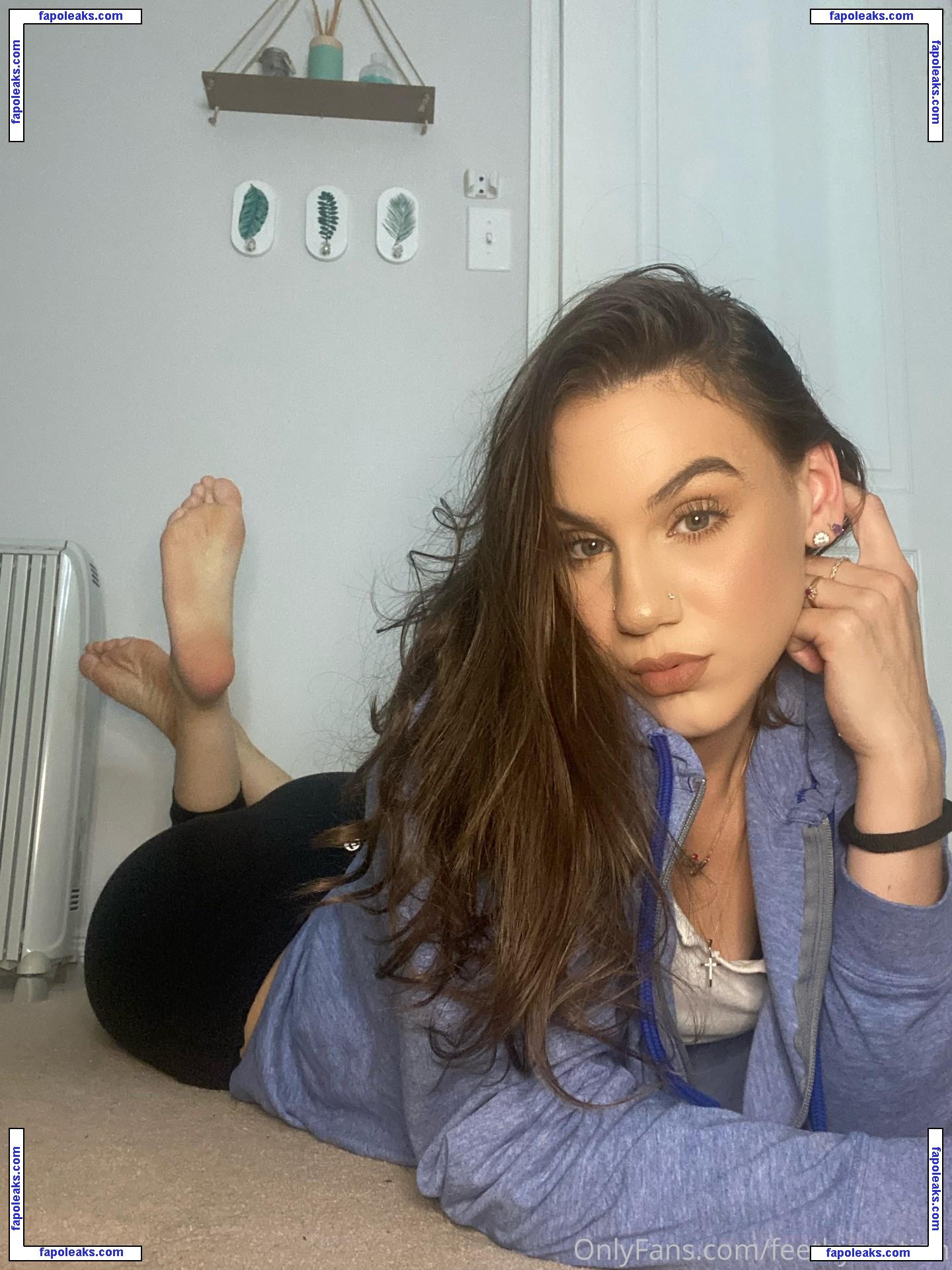 QueenZ’sFeet / feetznation / zdatsme nude photo #0003 from OnlyFans