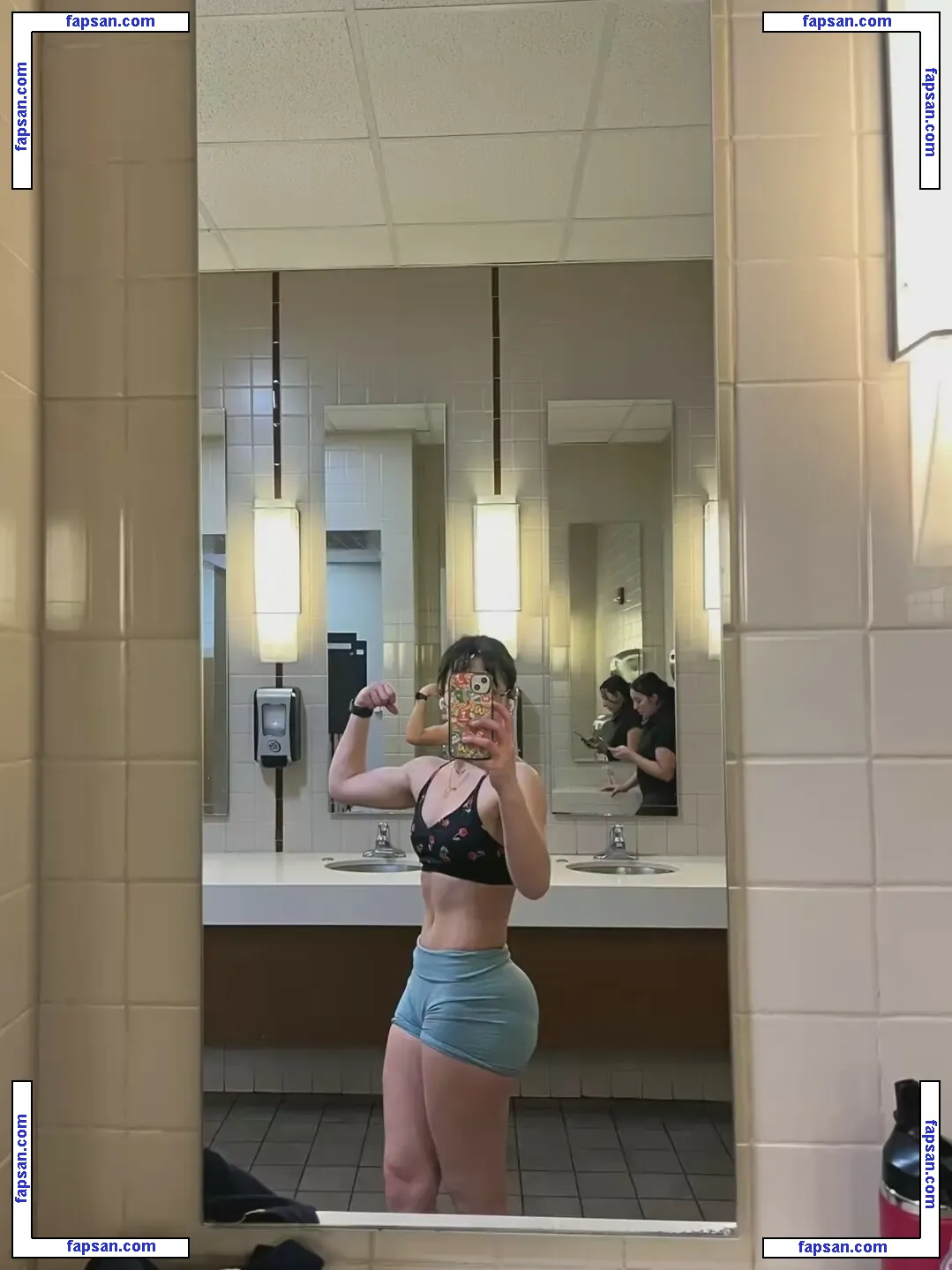 quezofrezco голая фото #0016 с Онлифанс