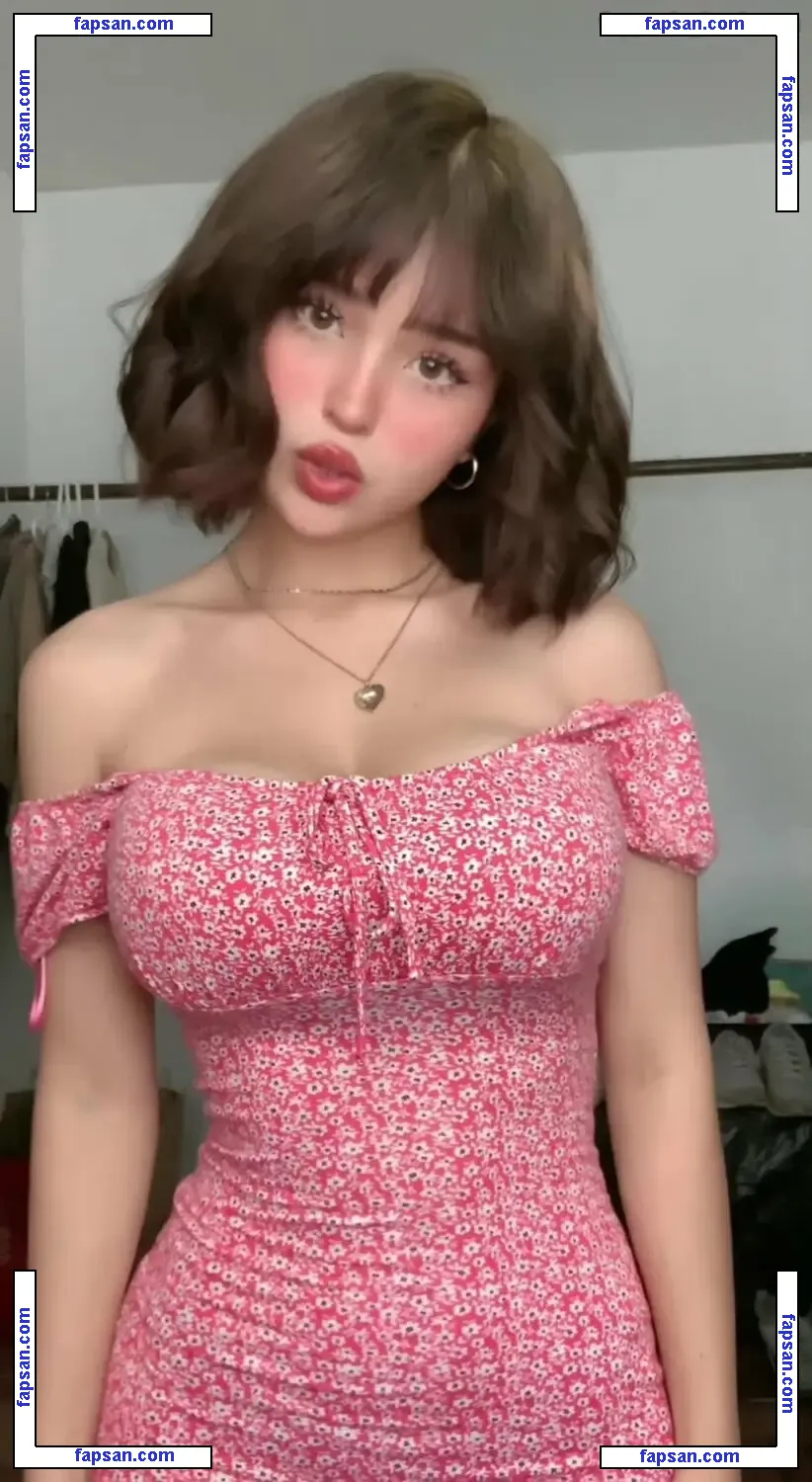 Quienesgia nude photo #0001 from OnlyFans