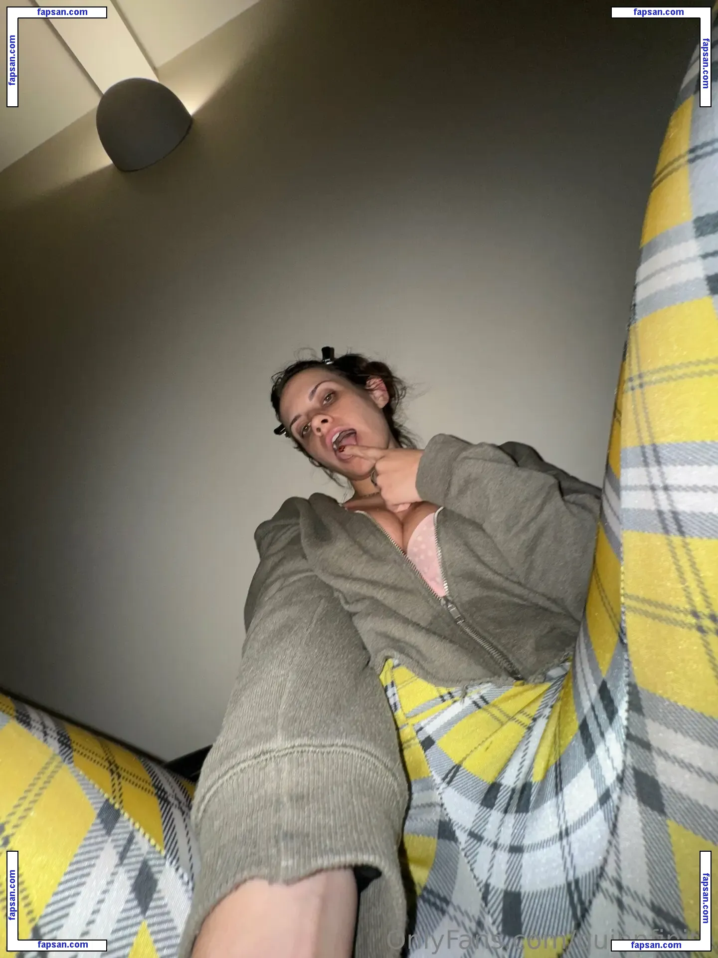 Quinn Finite / Charlee nude photo #0008 from OnlyFans