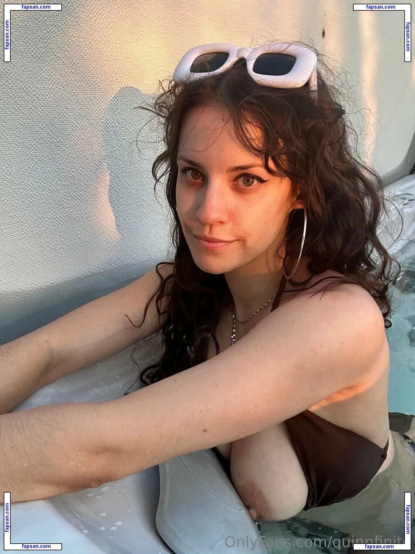 Quinn Finite / Charlee nude photo #0019 from OnlyFans