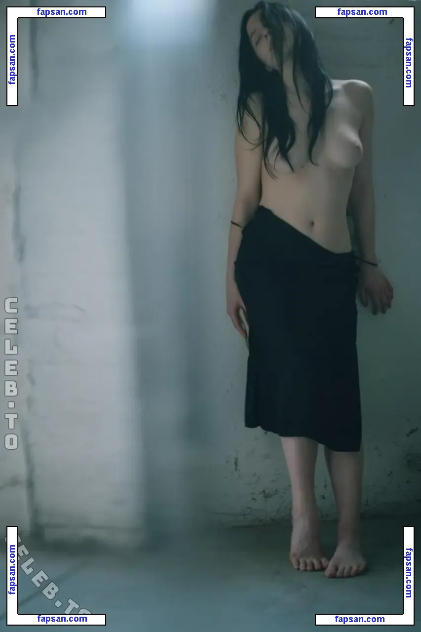 Quinn Linden nude photo #0041 from OnlyFans