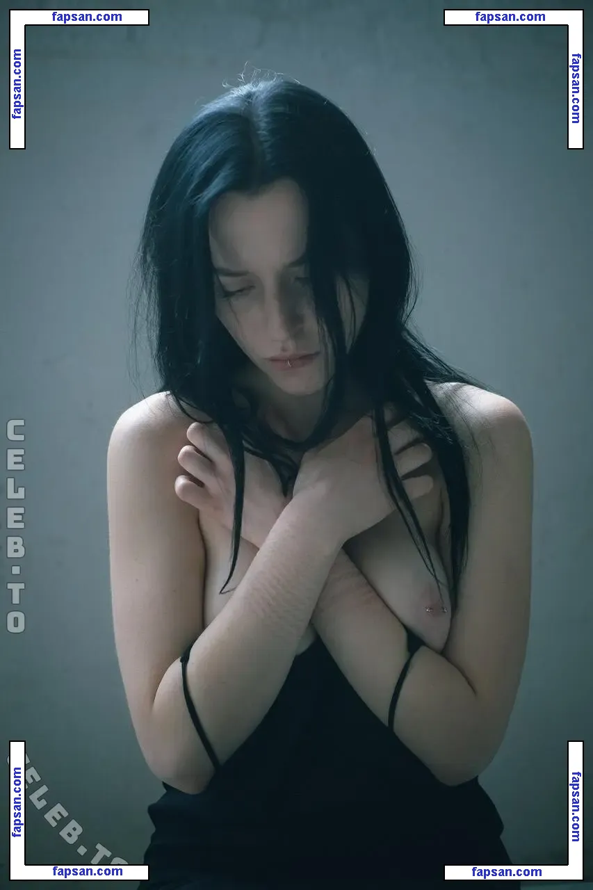 Quinn Linden nude photo #0044 from OnlyFans