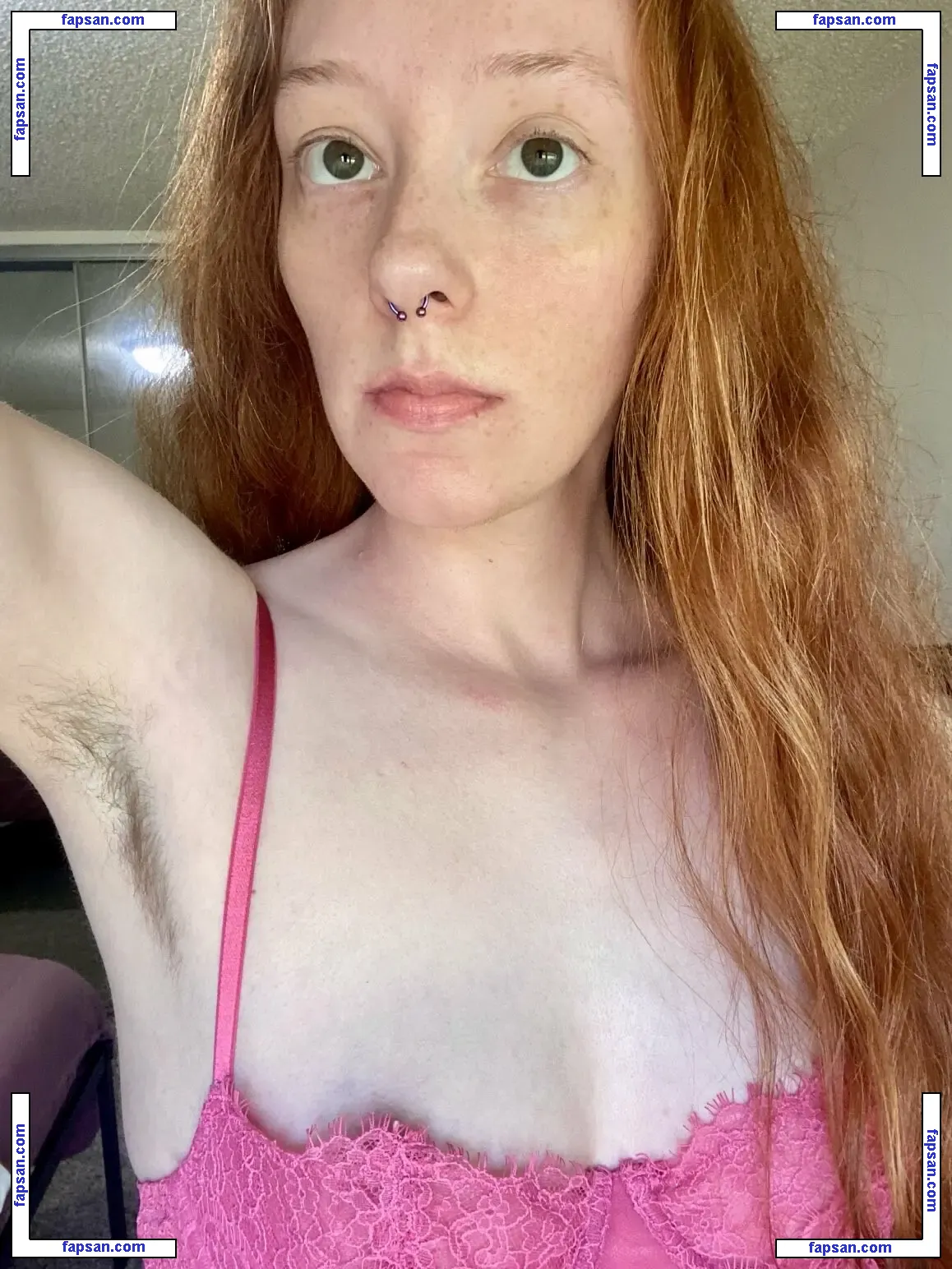 Quinn Quartz nude photo #0002 from OnlyFans