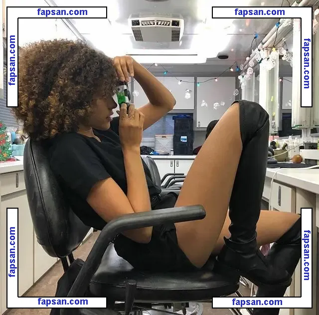 Quintessa Swindell голая фото #0035 с Онлифанс