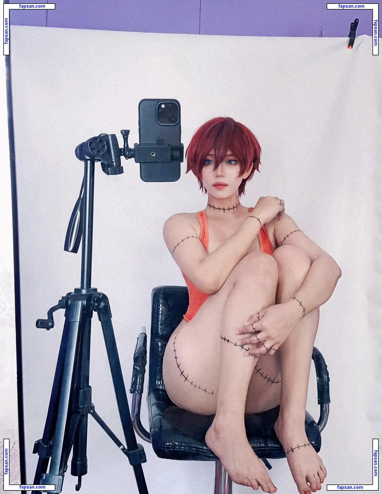 R1_021 nude photo #0043 from OnlyFans
