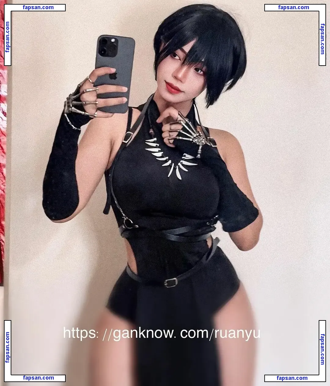 R1_021 nude photo #0110 from OnlyFans