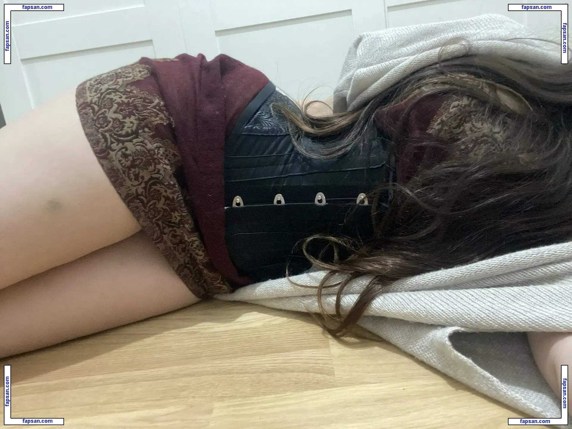 r3aliferapunzel nude photo #0025 from OnlyFans