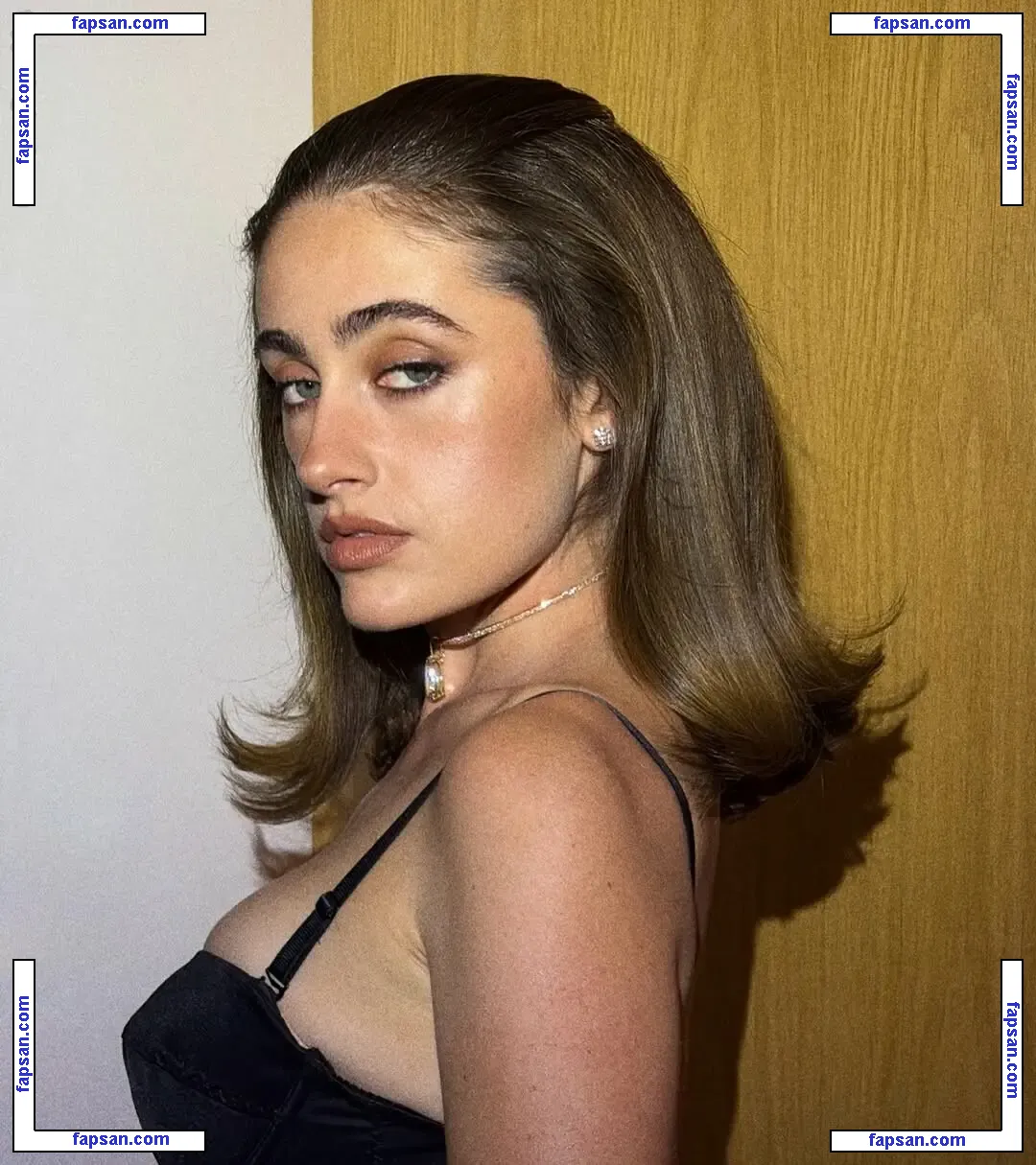 Rachel Anne Sennott nude photo #0301 from OnlyFans