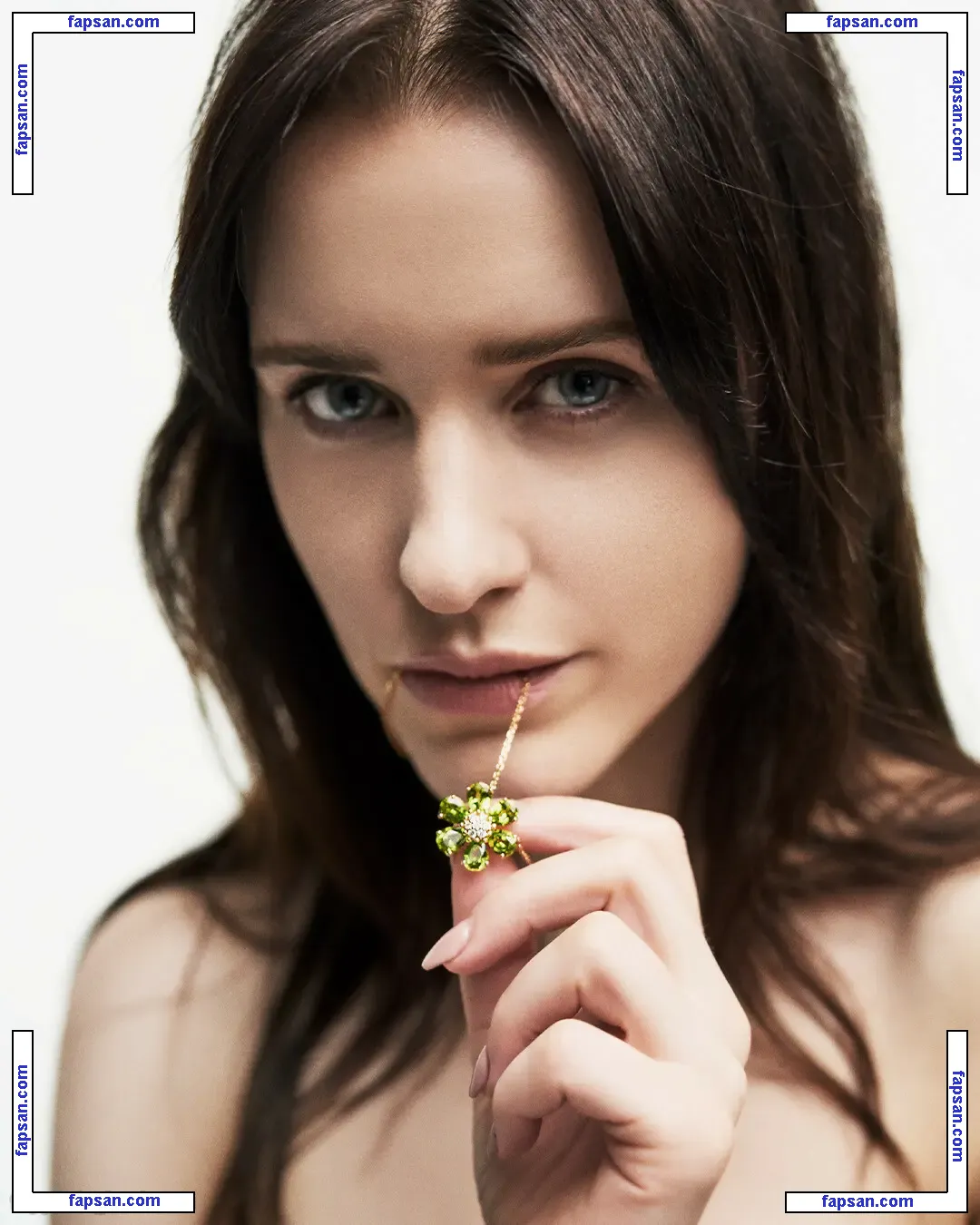 Rachel Brosnahan nude photo #0500 from OnlyFans