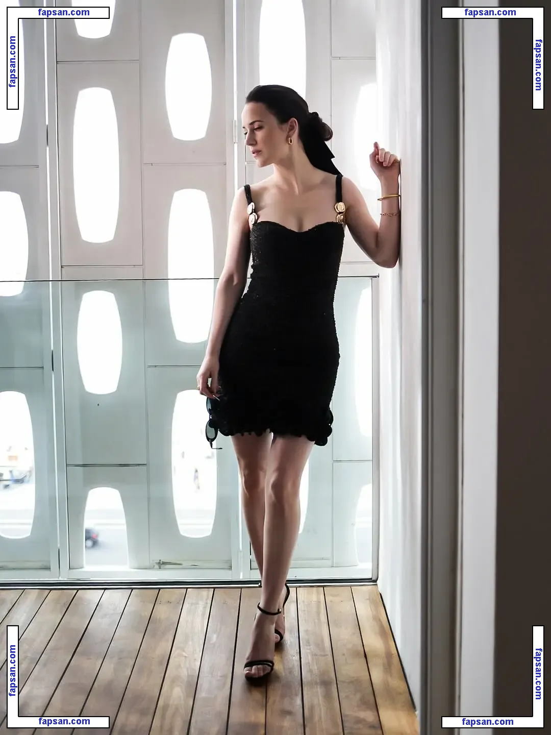 Rachel Brosnahan nude photo #0501 from OnlyFans