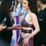 Rachel Brosnahan голая #0514