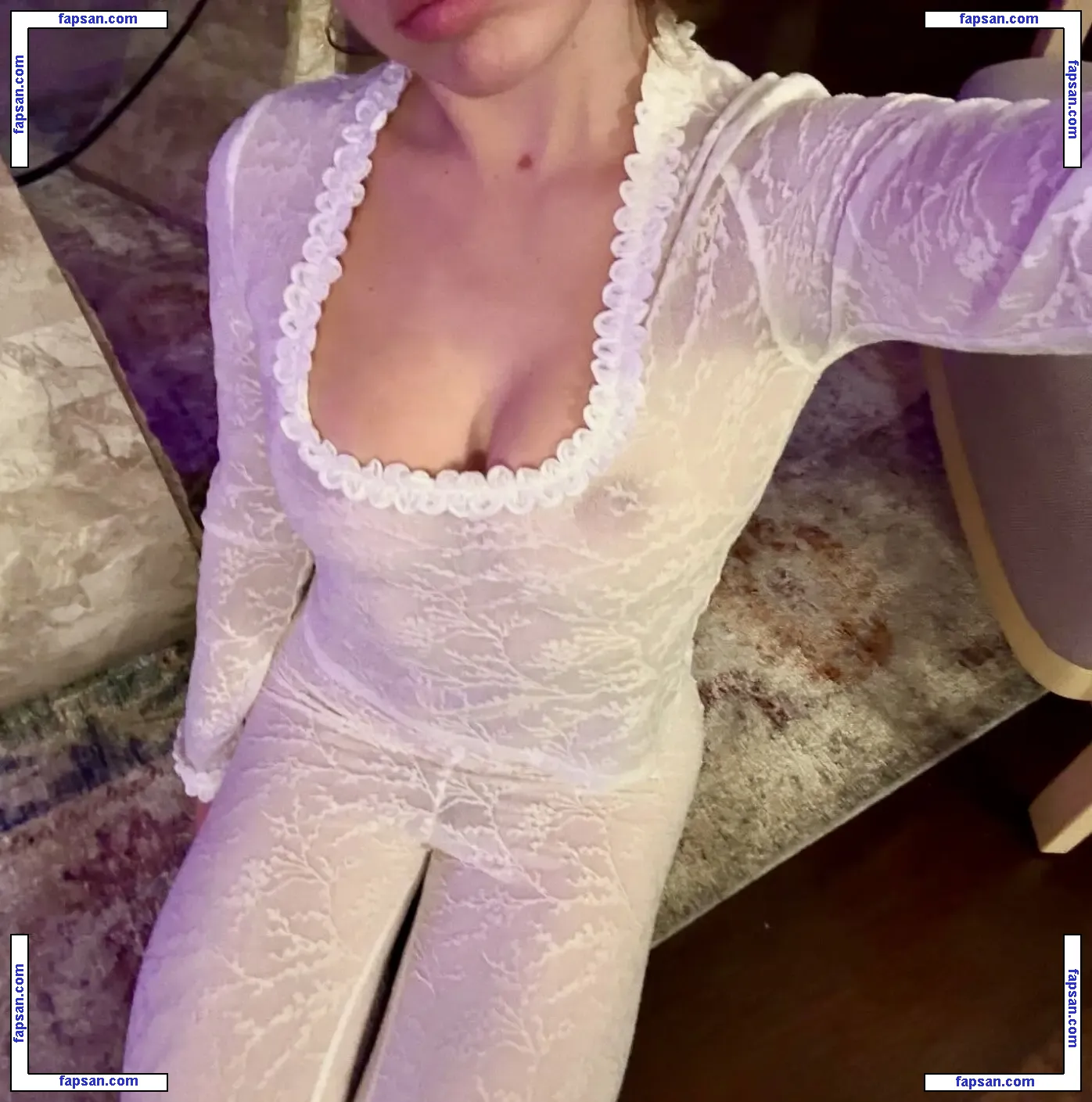 Rachel Sennott голая фото #0200 с Онлифанс