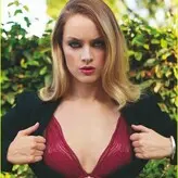 Rachel Skarsten nude #0048