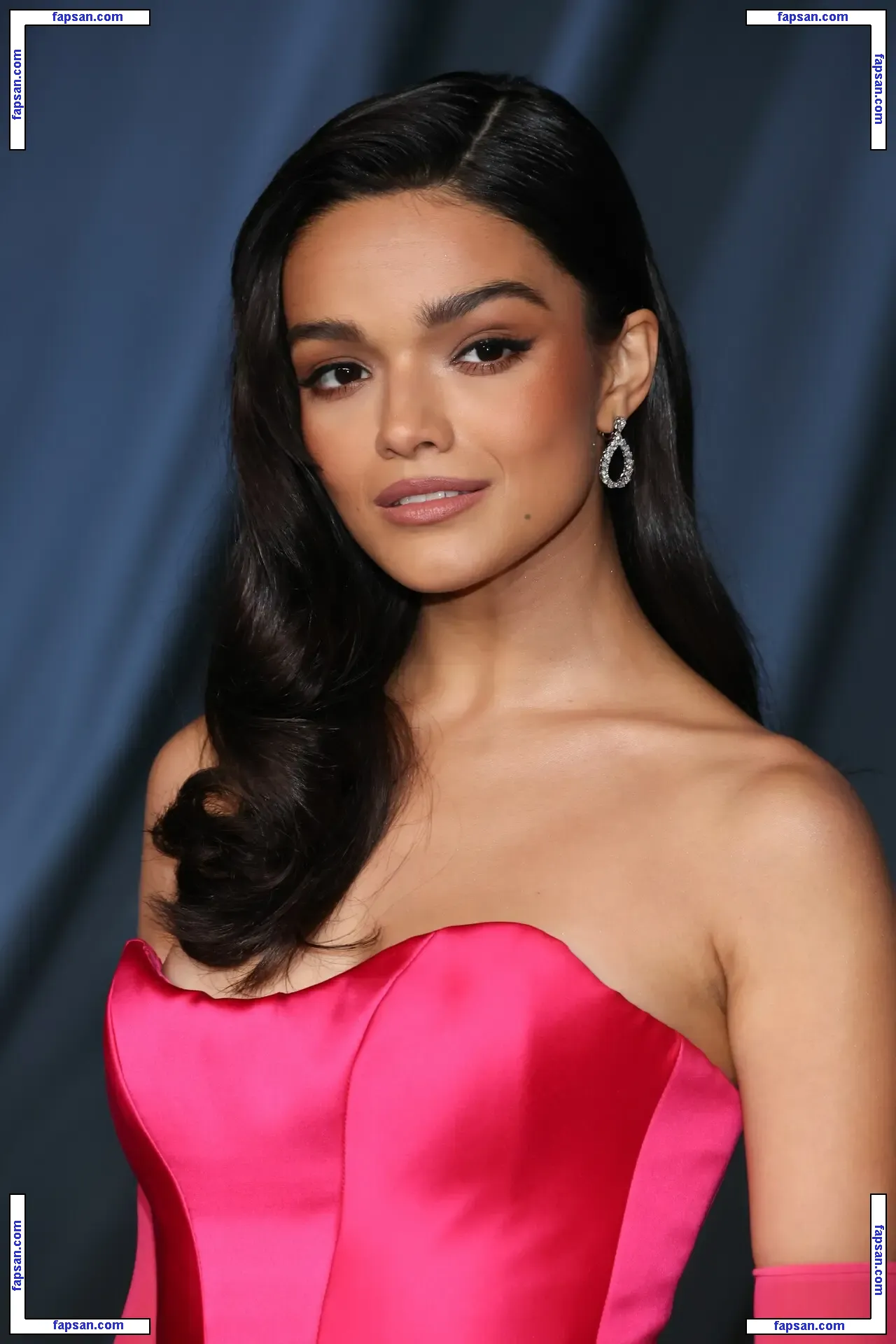 Rachel Zegler голая фото #1157 с Онлифанс