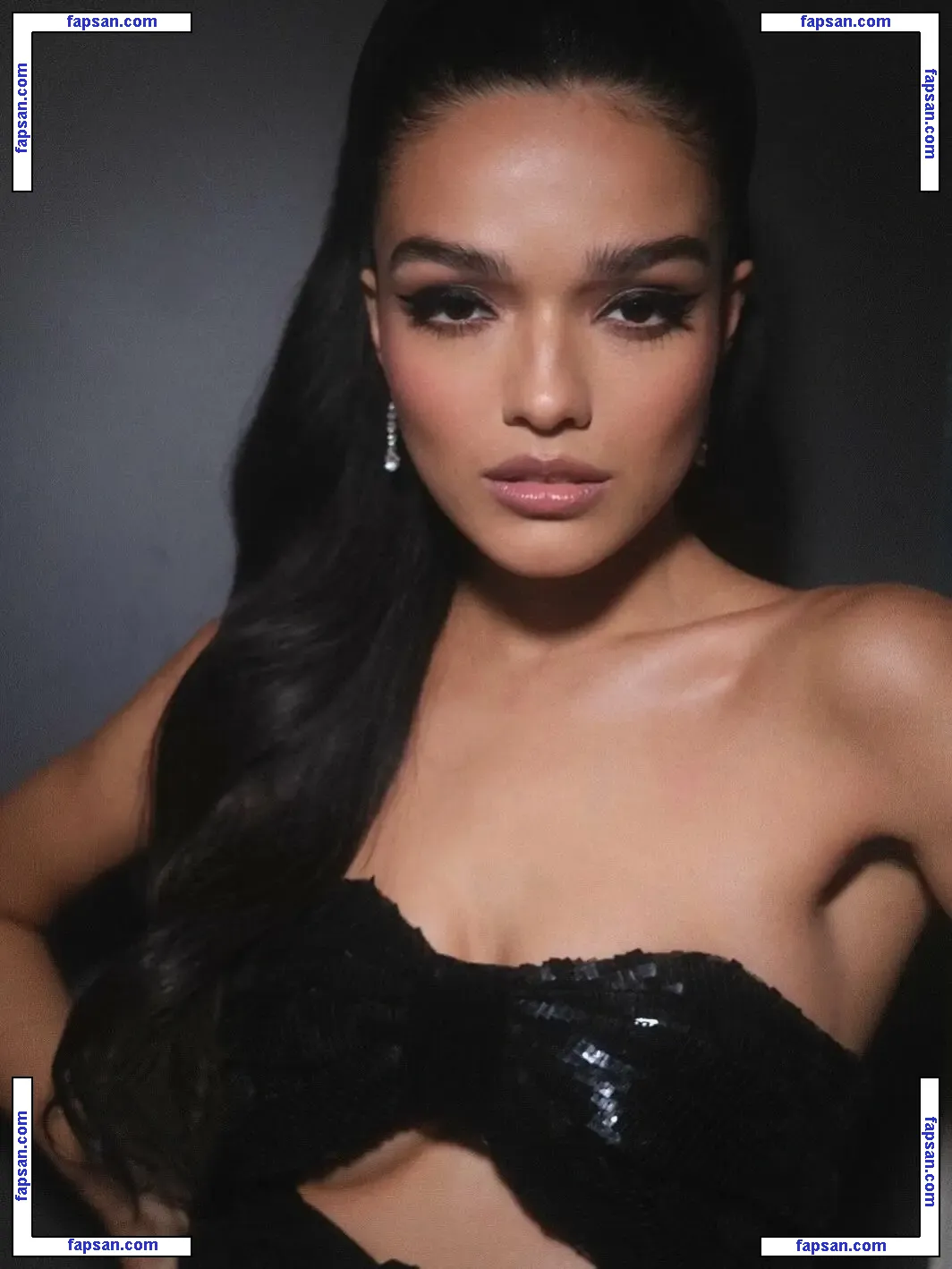 Rachel Zegler голая фото #1185 с Онлифанс