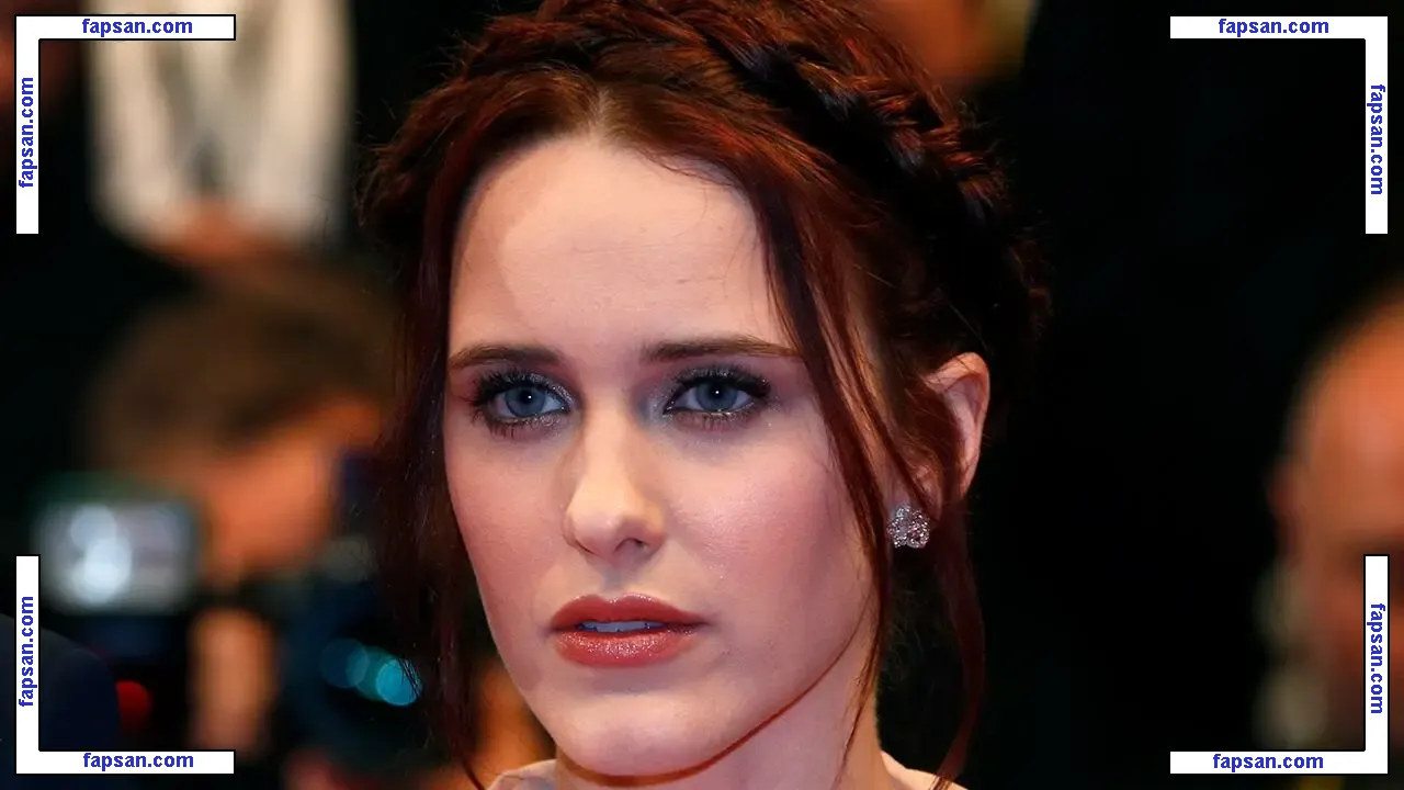 rachelbrosnahan голая фото #0001 с Онлифанс