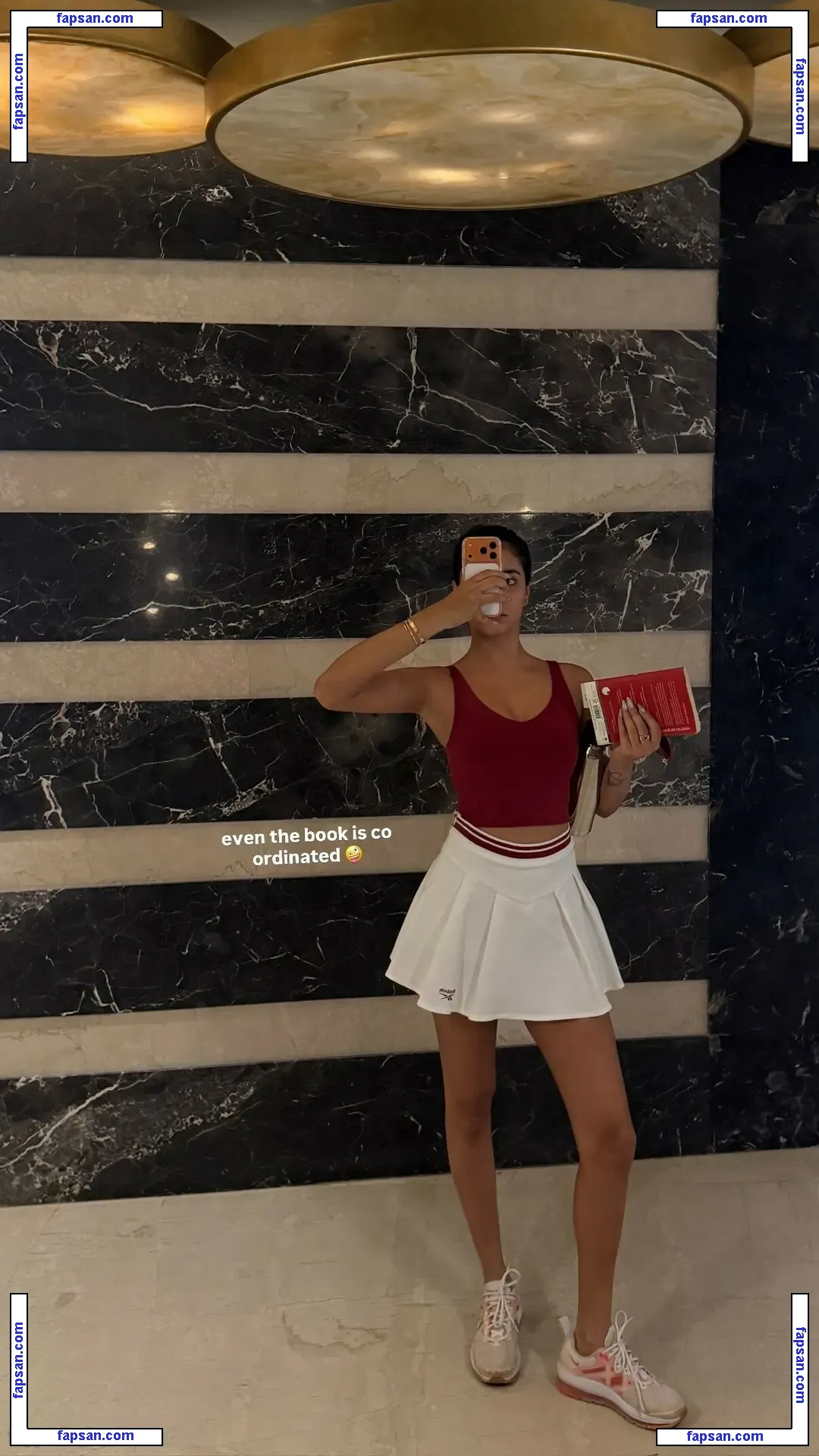 Radhika Seth голая фото #0028 с Онлифанс