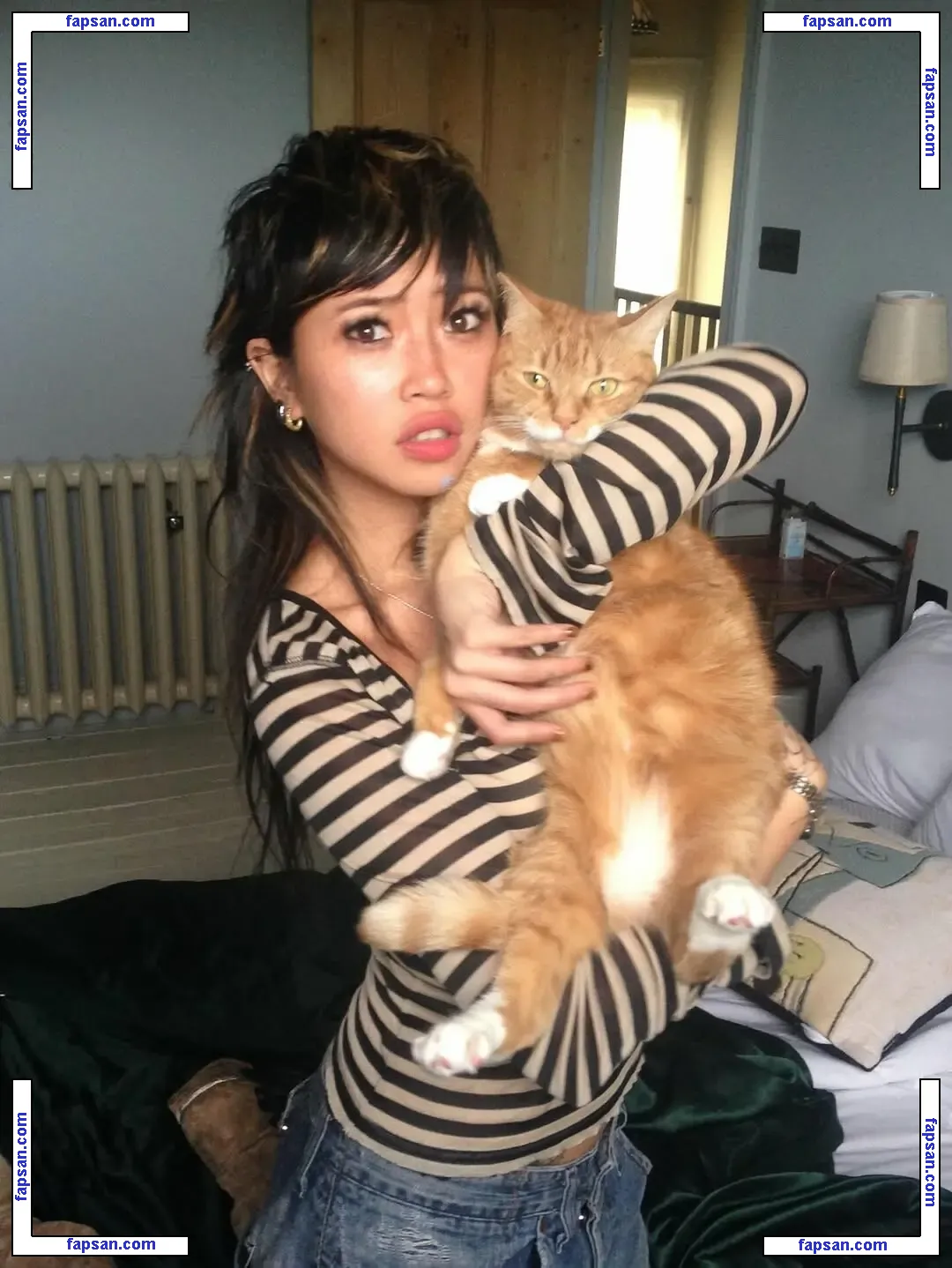 Radvxz голая фото #0311 с Онлифанс