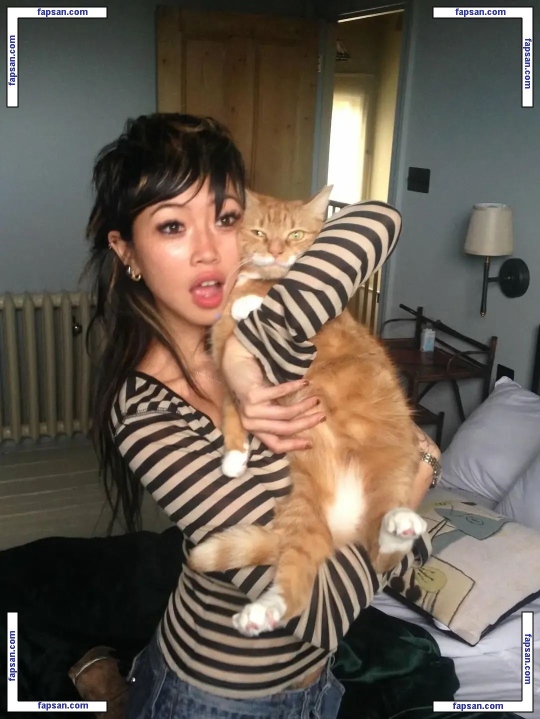 Radvxz голая фото #0313 с Онлифанс