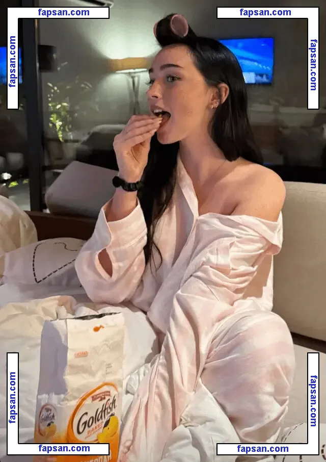 Rae Cambra nude photo #0034 from OnlyFans