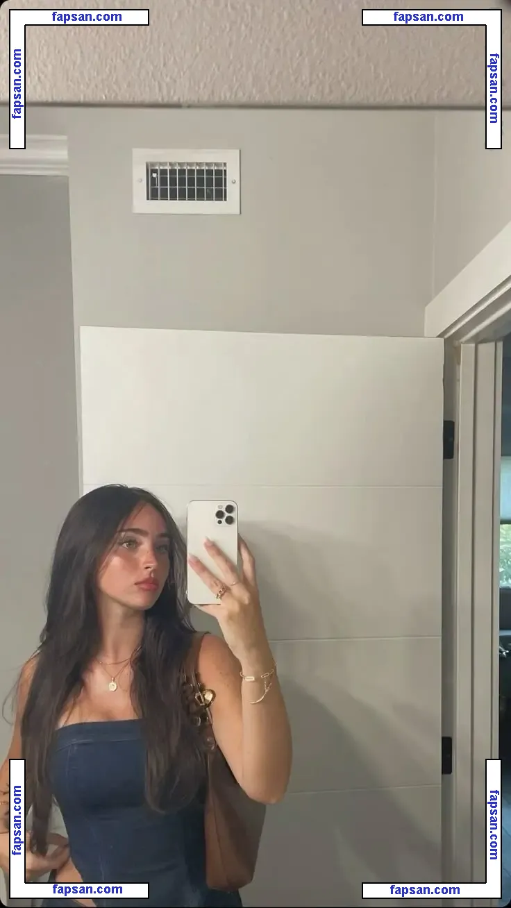 Rae Cambra nude photo #0036 from OnlyFans