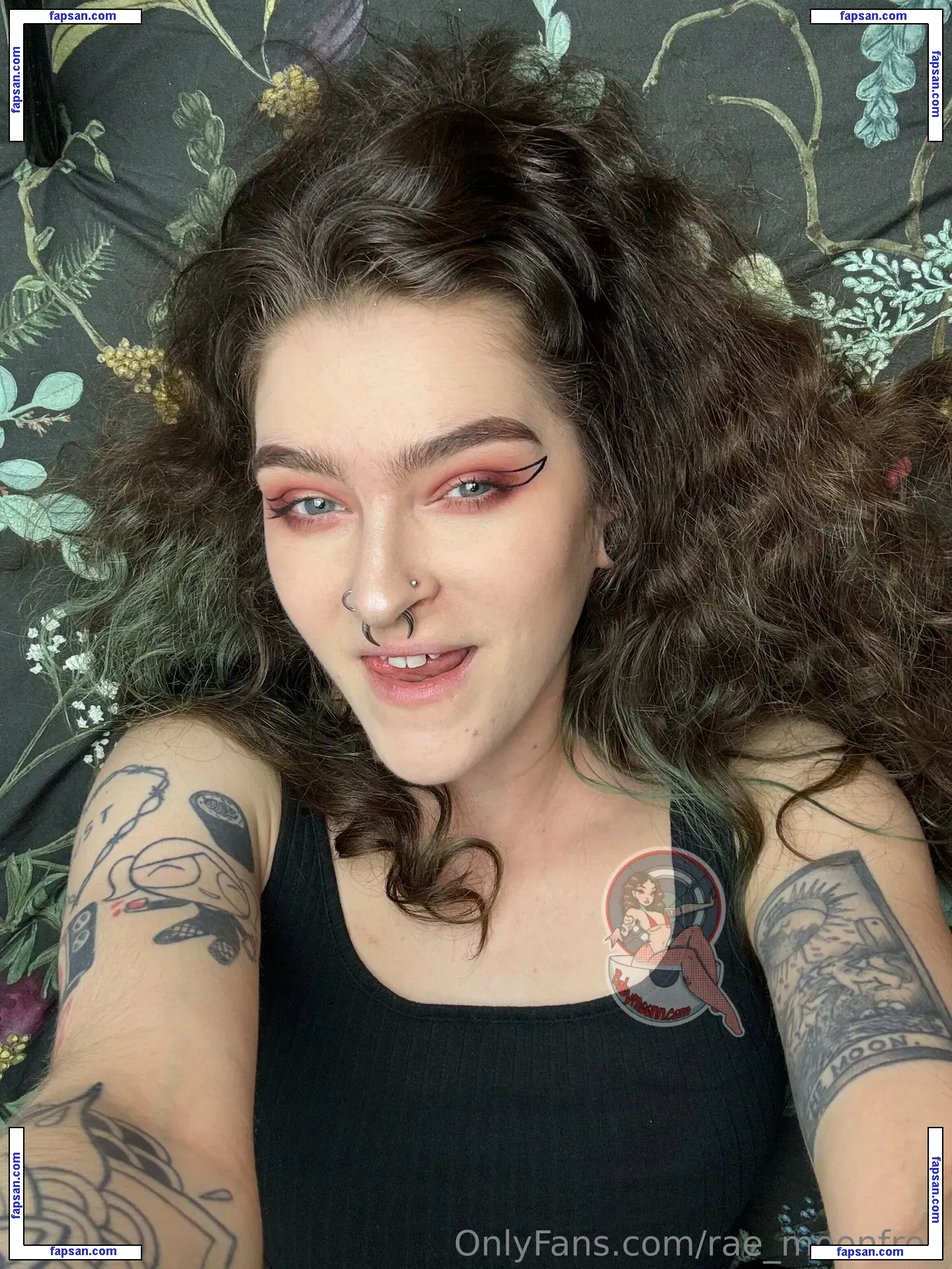 rae_moonfree nude photo #0019 from OnlyFans