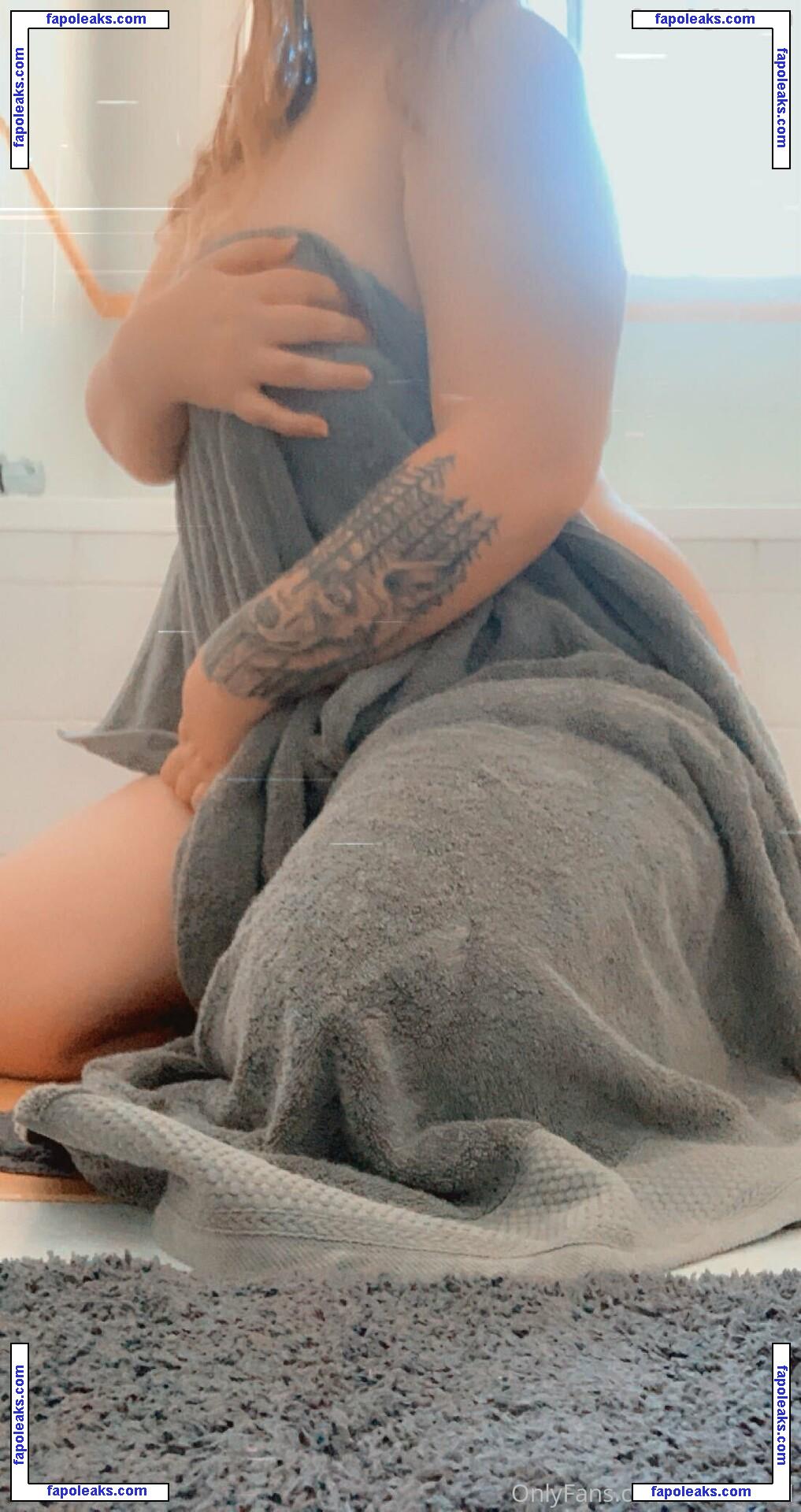 raebabe11 / raebabeee_ nude photo #0007 from OnlyFans
