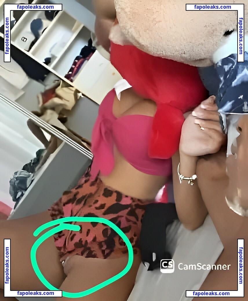 Rafaela Moreira / Rafaelaamoreira2 / rafaelaamoreiira.2 nude photo #0015 from OnlyFans