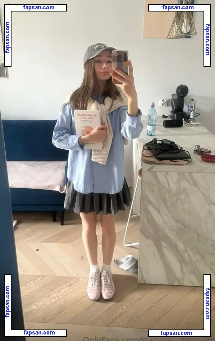 rainbowelsa nude photo #0026 from OnlyFans