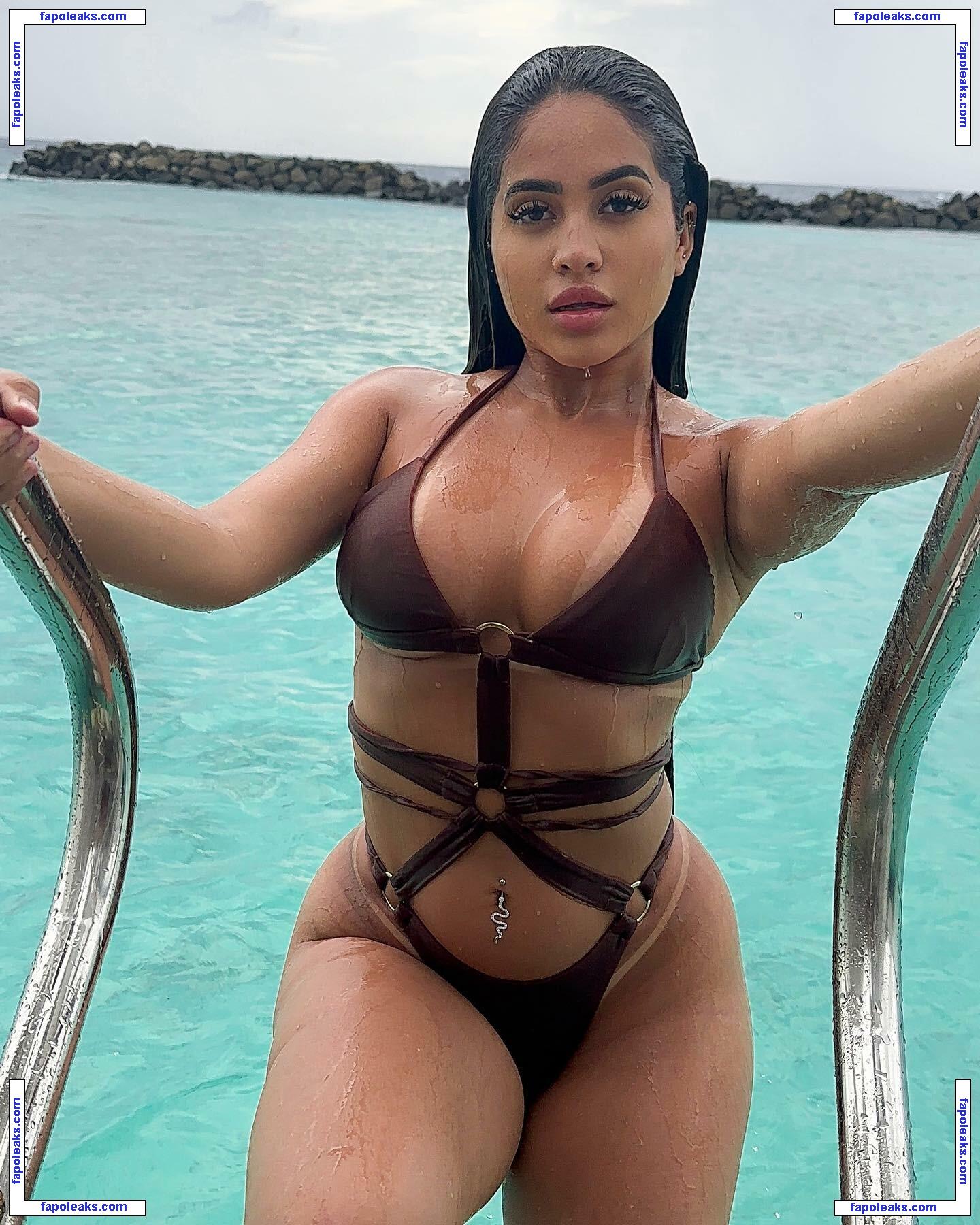 Raissa Oliveira / Raissa_oliveira9 / raissaoliveira9 / raissaoliveiraof nude photo #0030 from OnlyFans