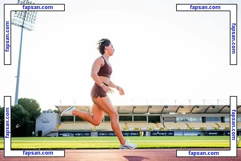 Rani Rosius голая фото #0024 с Онлифанс