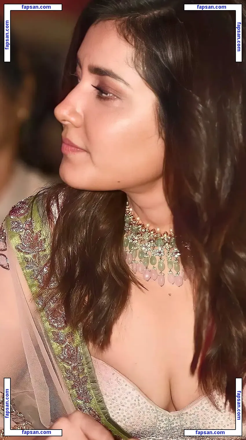 Rashi Khanna nude photo #0001 from OnlyFans