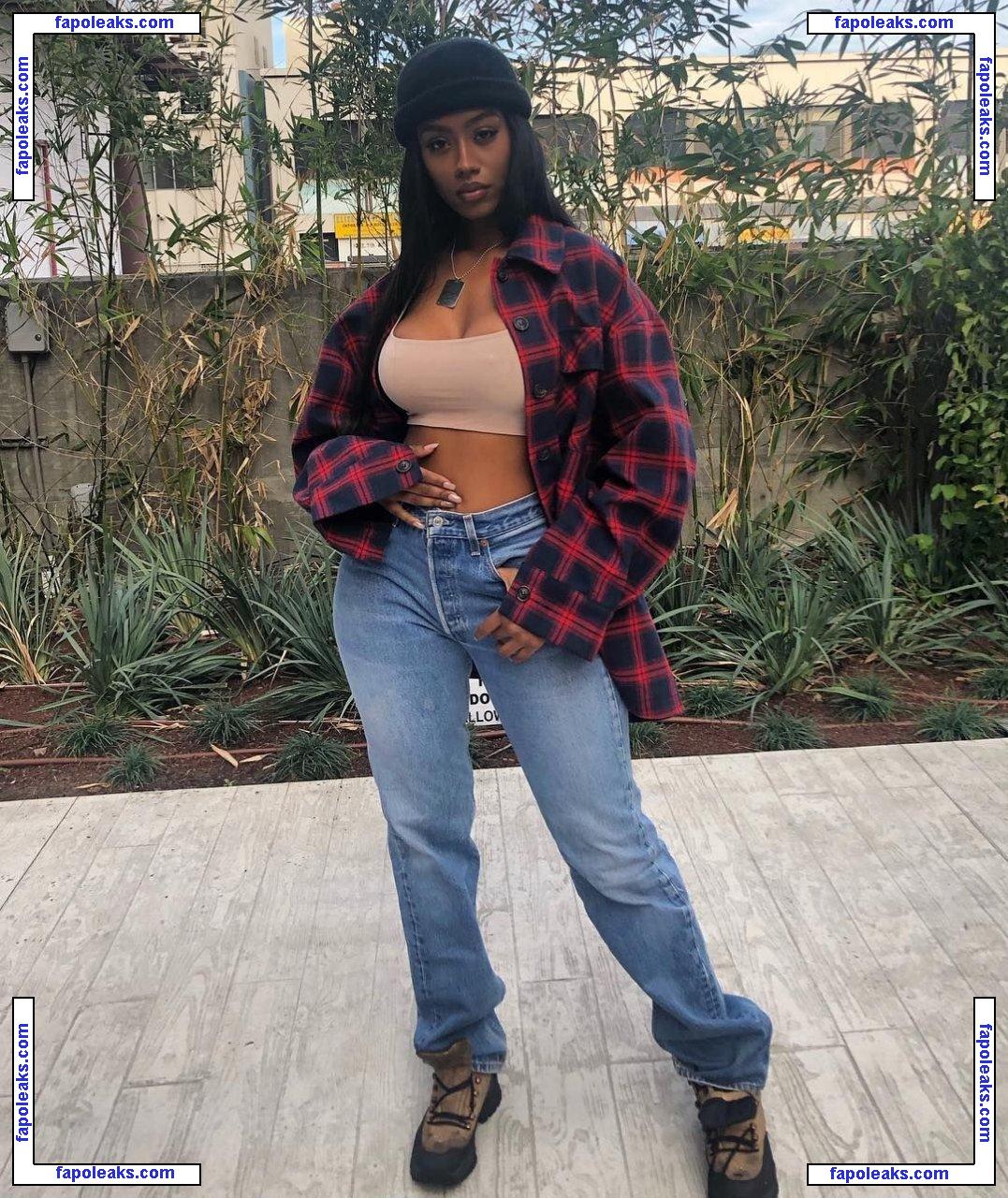 Raven Tracy / soooraven nude photo #0004 from OnlyFans