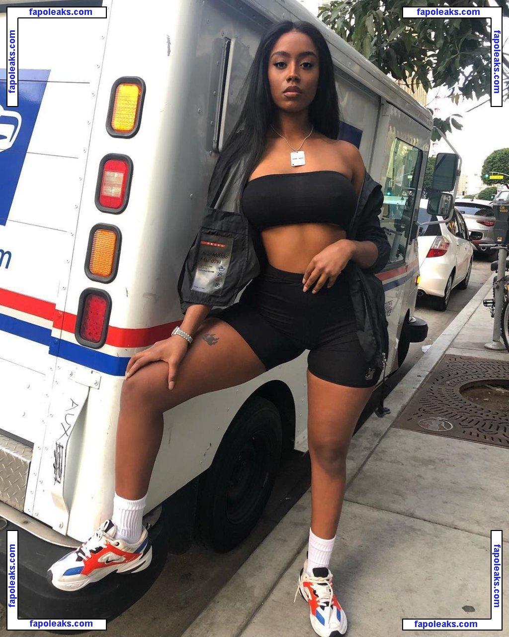 Raven Tracy / soooraven nude photo #0023 from OnlyFans