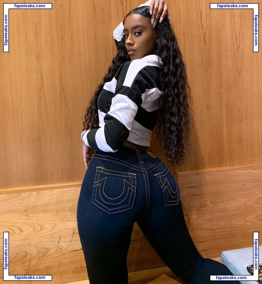 Raven Tracy / soooraven nude photo #0046 from OnlyFans