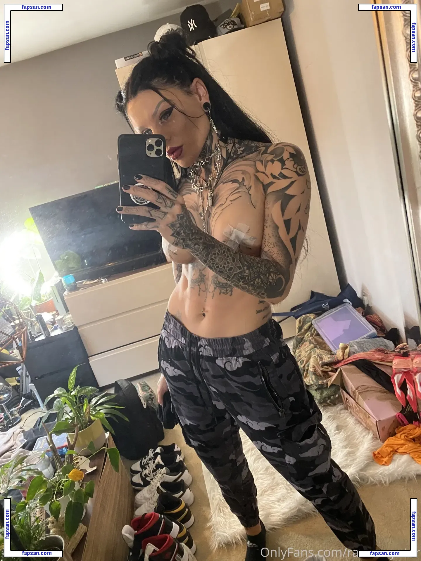 ravenwynter nude photo #0028 from OnlyFans