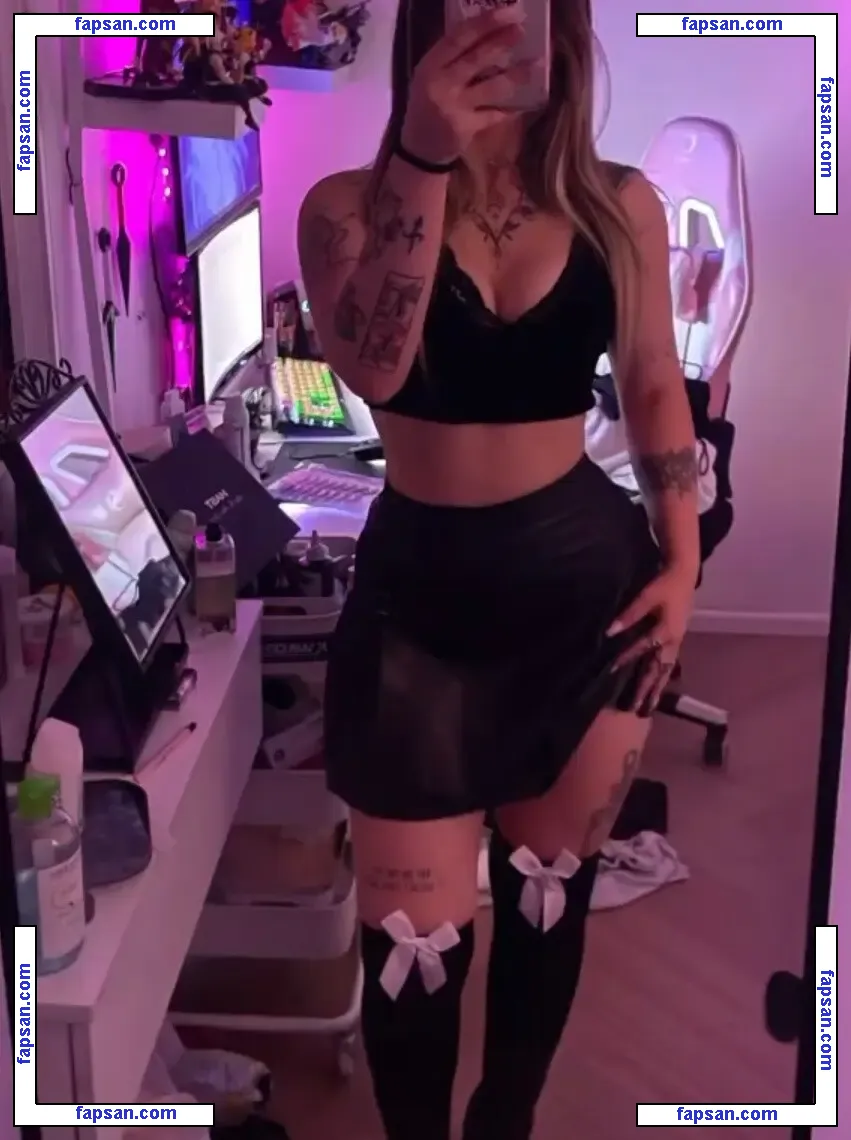 ravid_azar nude photo #0010 from OnlyFans