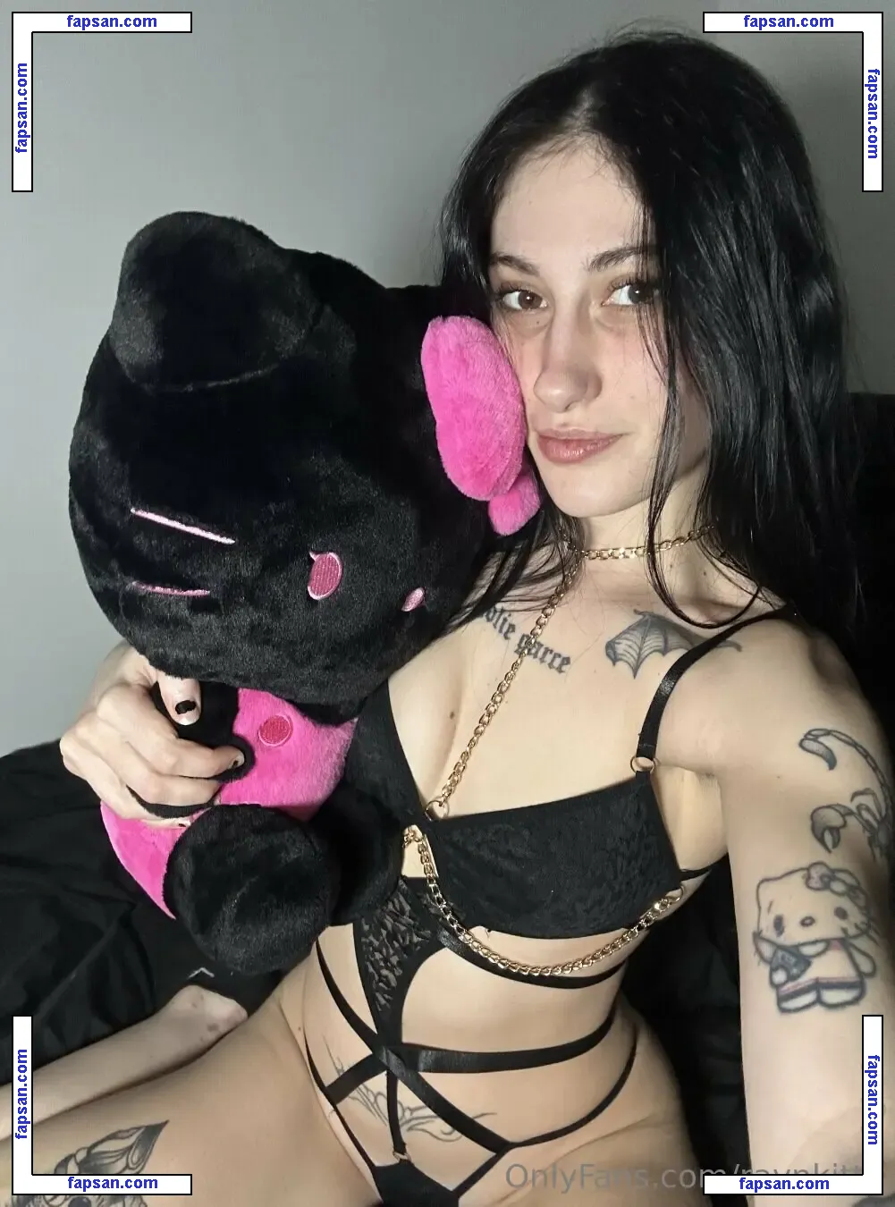 Ravnkitty nude photo #0001 from OnlyFans