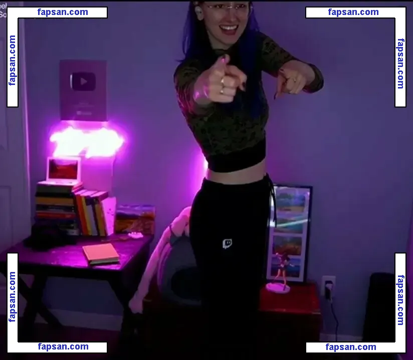 Rayactions голая фото #0055 с Онлифанс