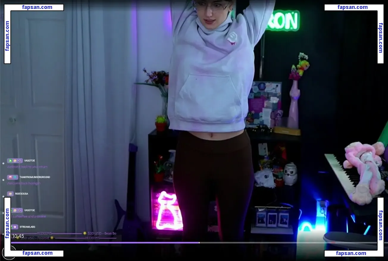 Rayactions голая фото #0074 с Онлифанс