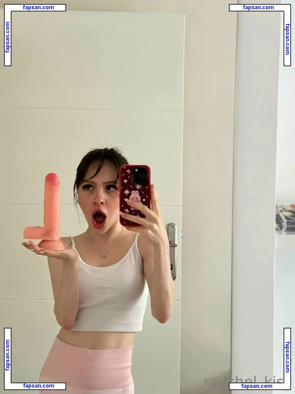 raychel_kiss nude photo #0030 from OnlyFans