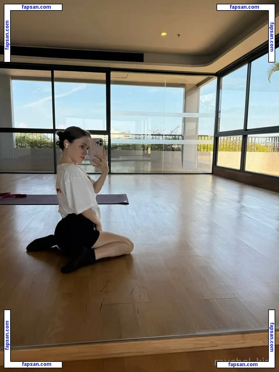 raychel_kiss nude photo #0114 from OnlyFans