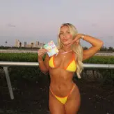 Raylynrrose голая #0012