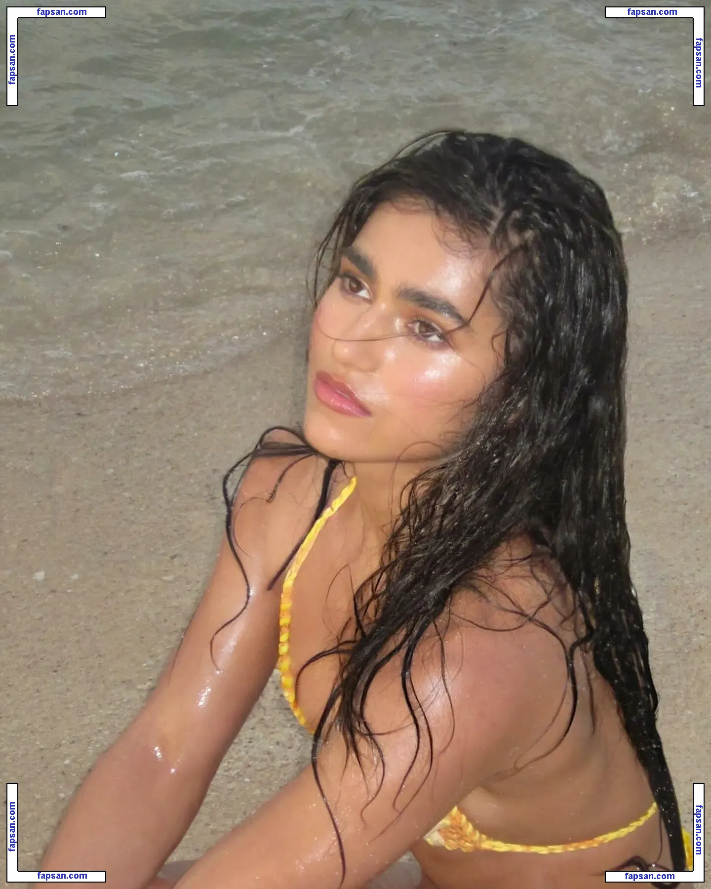 Rayna V nude photo #0005 from OnlyFans