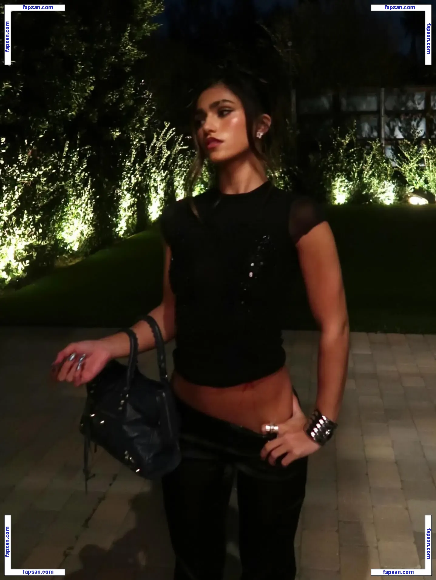 Rayna V nude photo #0011 from OnlyFans