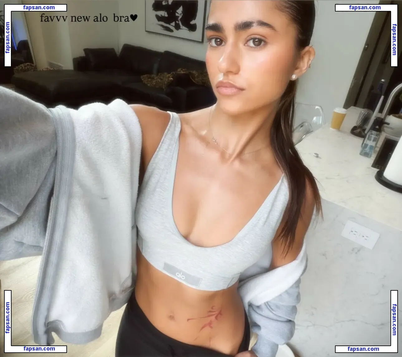 Rayna V nude photo #0014 from OnlyFans